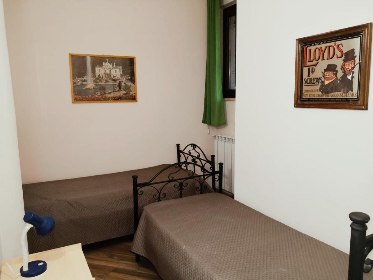 Da Nonna Cettina Appartamento In Villa Con Piscina Palermo Luaran gambar