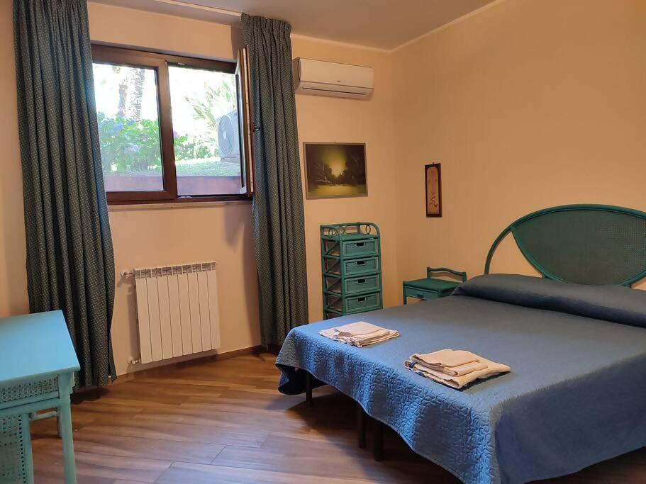 Da Nonna Cettina Appartamento In Villa Con Piscina Palermo Luaran gambar